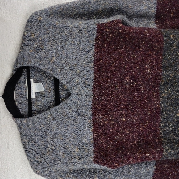 Mainframe Gray Burgundy Color Block V-Neck Long Sleeve Pullover Short Sweater - Picture 2 of 10